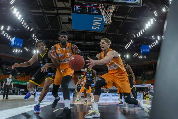 但在体能边 但在体能边